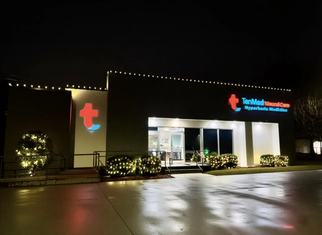 TenMed Lawrenceville clinic in holiday lighting
